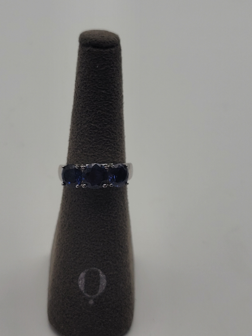Sterling Silver Lab created Tanzanite 3 stone rings 6.75 - Picture 4 of 8